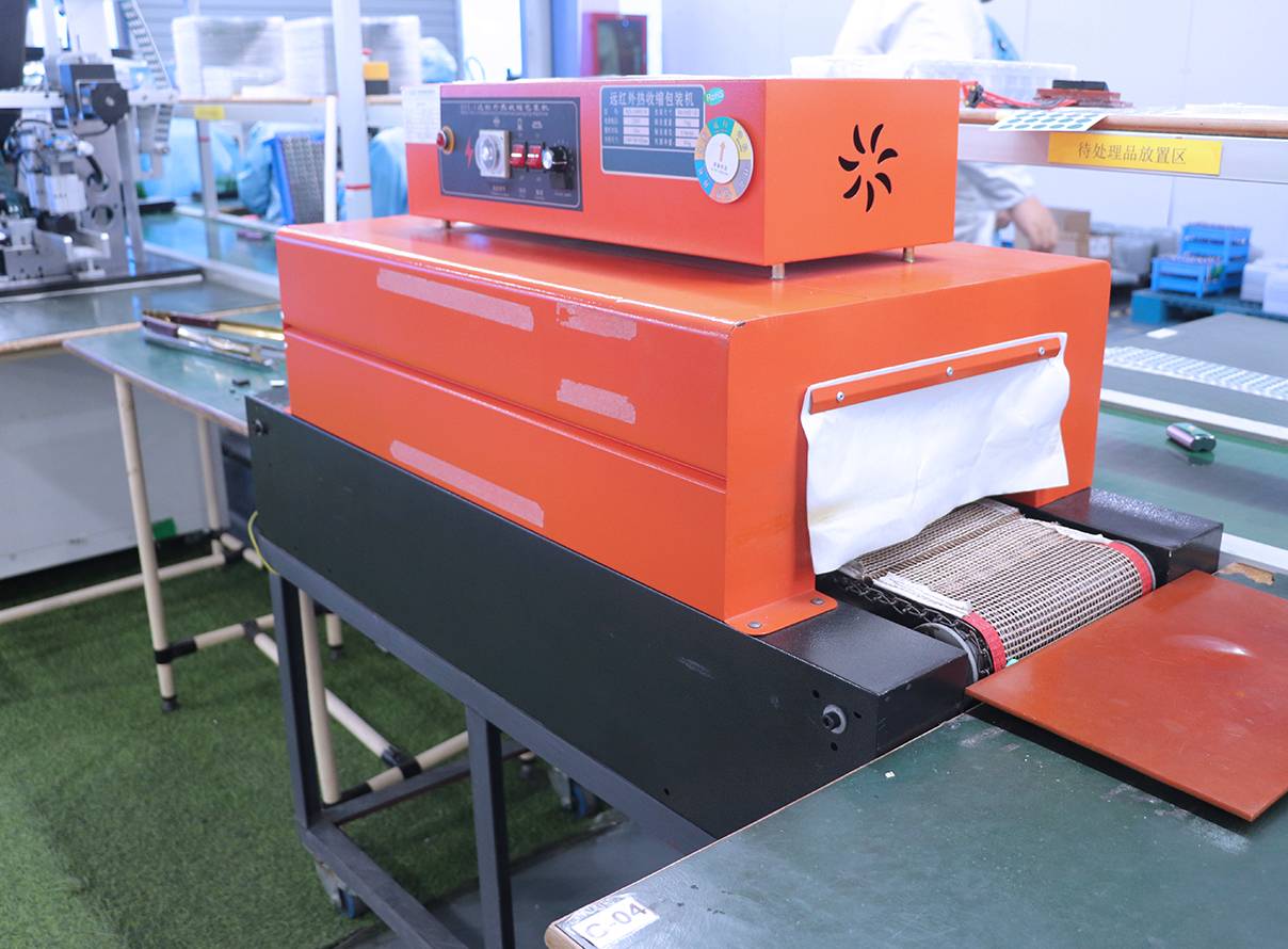 Far Infrared Heat Shrink Packaging Machine